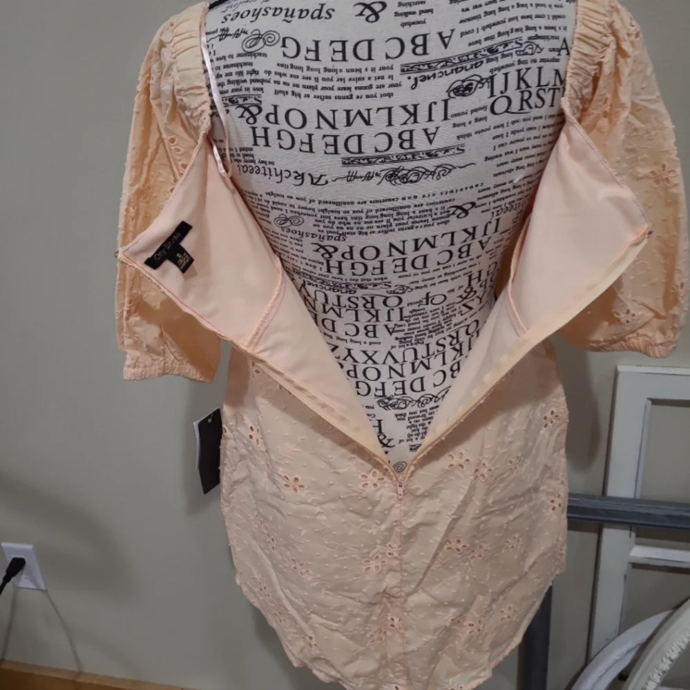 NWT City Studios Jr. Sz S Peach Eyelet Mini Dress off shoulder romantic Coquette